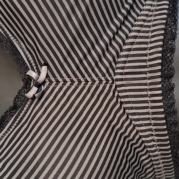 Elle Macpherson Momamia Nursing Bra 34E 34DD - Picture 2 of 8